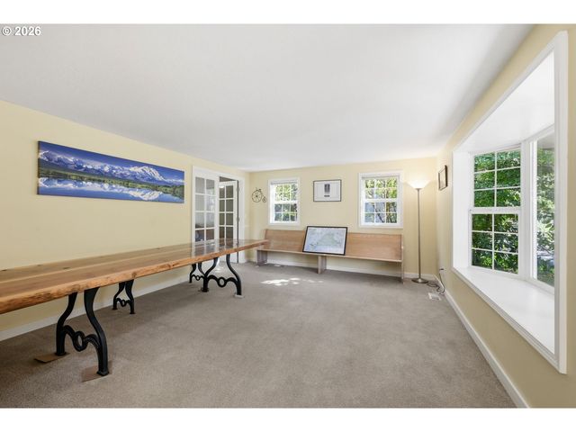 2279 BLACKBURN St, Eugene, OR 97405