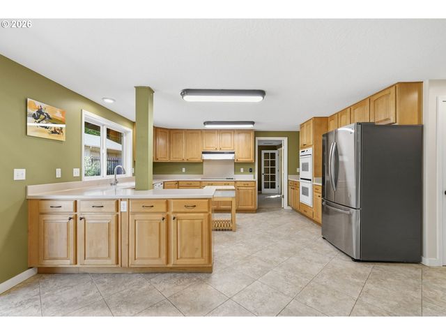 2279 BLACKBURN St, Eugene, OR 97405