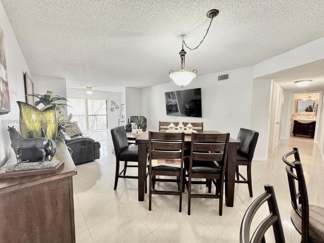 4975 E Sabal Palm Blvd 311, Tamarac, FL 33319