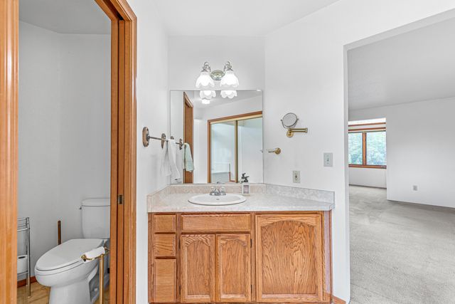 12838 Ramsey Road, Gold Hill, OR 97525