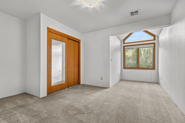 12838 Ramsey Road, Gold Hill, OR 97525