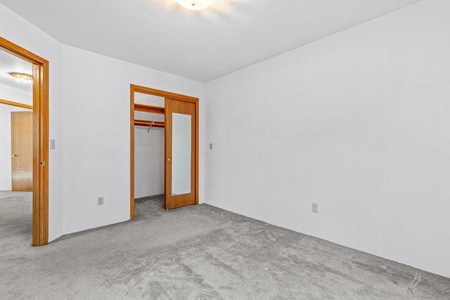 12838 Ramsey Road, Gold Hill, OR 97525