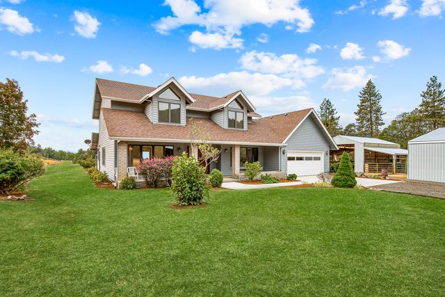 12838 Ramsey Road, Gold Hill, OR 97525