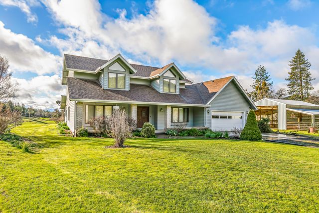 12838 Ramsey Road, Gold Hill, OR 97525