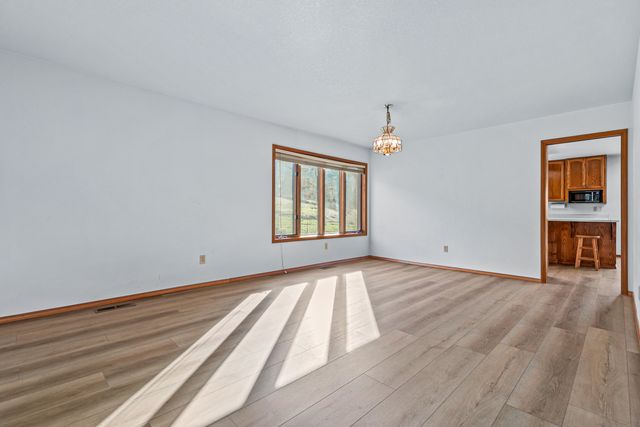 12838 Ramsey Road, Gold Hill, OR 97525