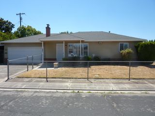 719 S Maple Ave, Manteca, CA 95337