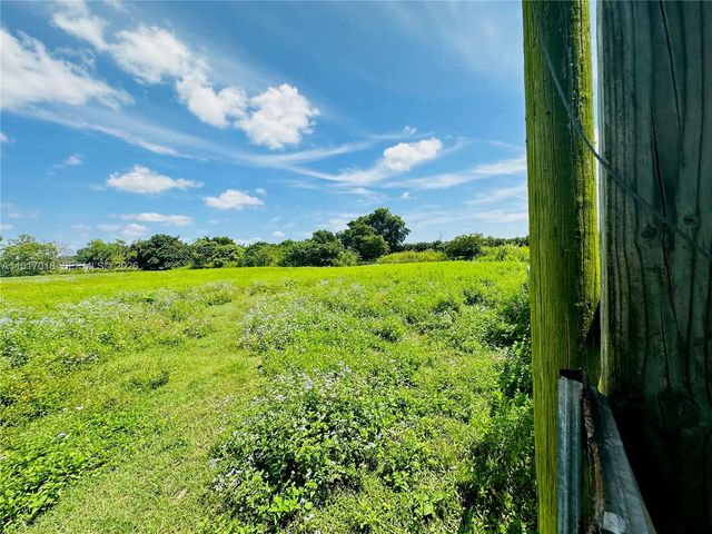 5901 SW 160th Ave, Southwest Ranches, FL 33331