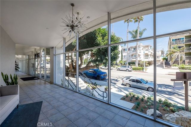 565 Esplanade 312, Redondo Beach, CA 90277