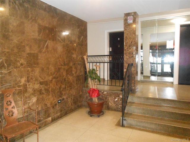 131-11 Kew Gardens Road 50, Kew Gardens, NY 11418