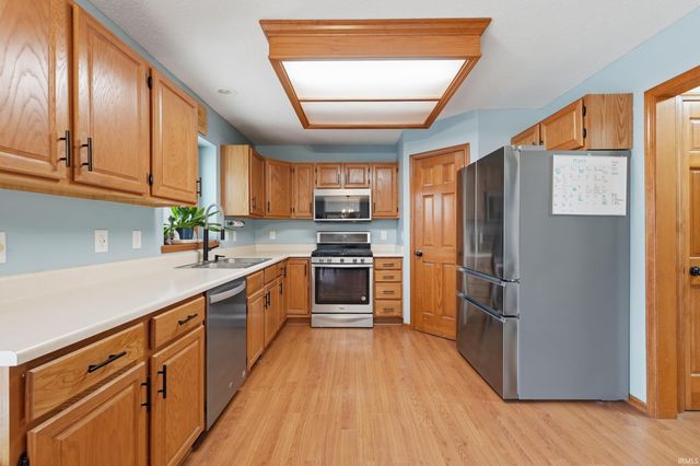 6722 Orial Place, Fort Wayne, IN 46835