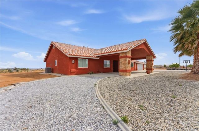 9512 Mesquite, Phelan, CA 92371