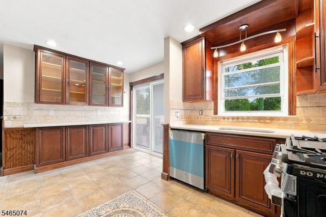 683 Mill St, Belleville Twp., NJ 07109