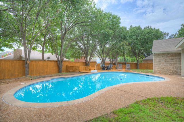 1504 De Moss Court, Keller, TX 76248