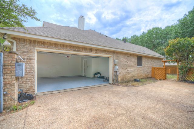 1504 De Moss Court, Keller, TX 76248