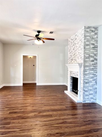 1504 De Moss Court, Keller, TX 76248