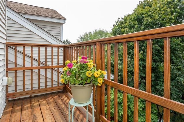 4 Forge Pond E, Canton, MA 02021