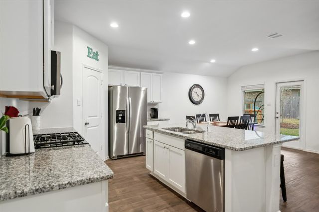 3308 Cold Swan Court, Conroe, TX 77301