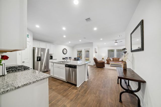 3308 Cold Swan Court, Conroe, TX 77301