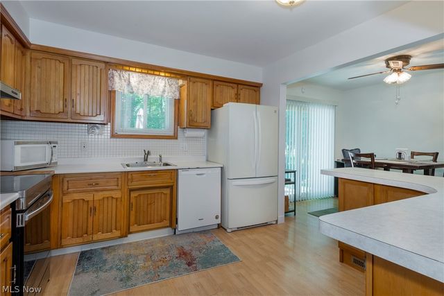 23630 Carriage Lane, North Olmsted, OH 44070