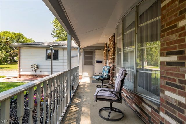 23630 Carriage Lane, North Olmsted, OH 44070
