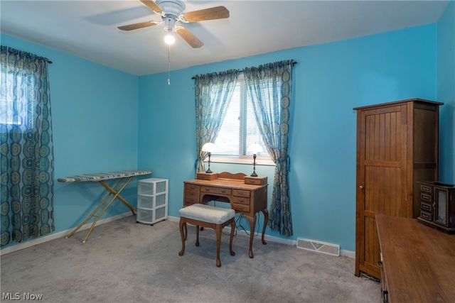 23630 Carriage Lane, North Olmsted, OH 44070