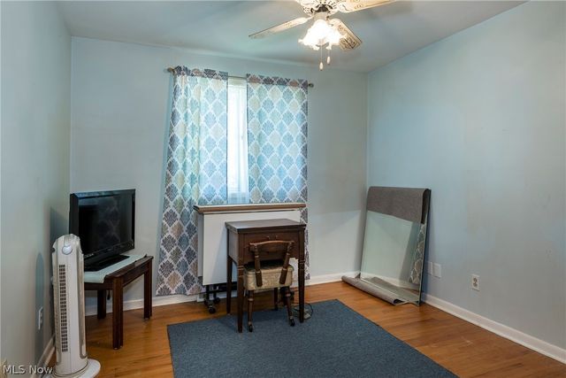 23630 Carriage Lane, North Olmsted, OH 44070