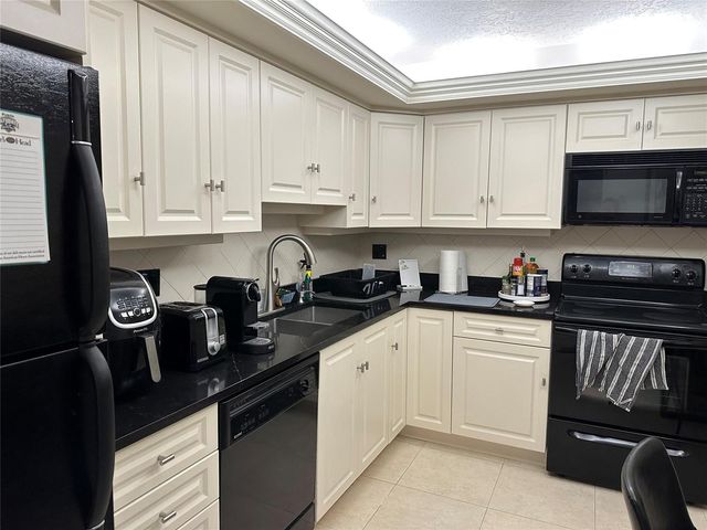 5100 N Ocean Boulevard 405, Lauderdale By The Sea, FL 33308