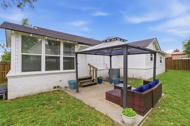 307 Locust Street, Winnsboro, TX 75494