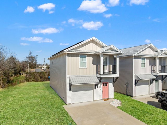 406 Raven Lane, Panama City, FL 32404