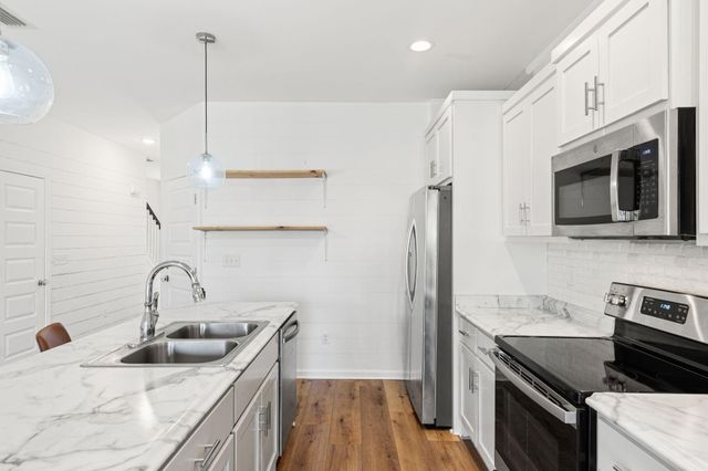 406 Raven Lane, Panama City, FL 32404