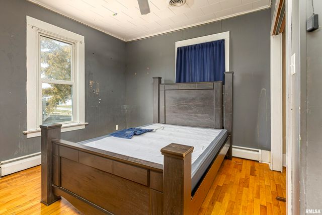 1500 W TYLER Street, Herrin, IL 62948