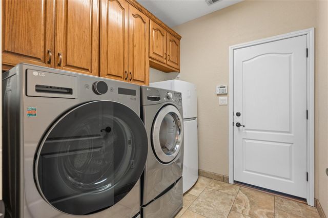 266 Courtnees WAY, Georgetown, TX 78626