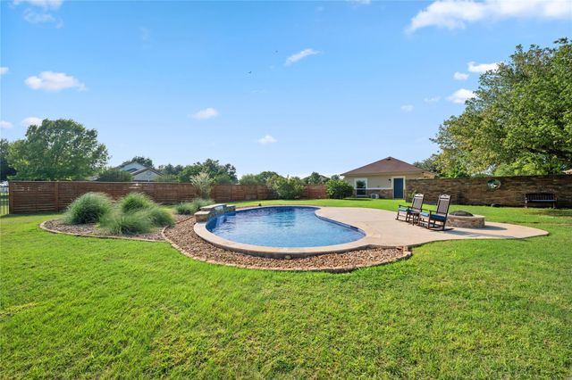 266 Courtnees WAY, Georgetown, TX 78626
