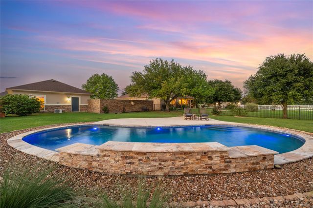 266 Courtnees WAY, Georgetown, TX 78626