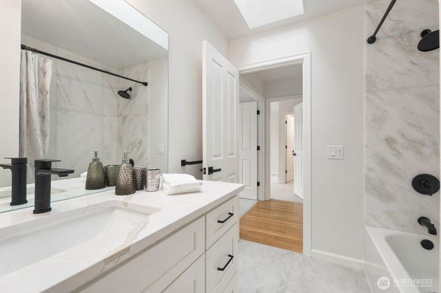 3429 Lincoln Avenue NE, Renton, WA 98056