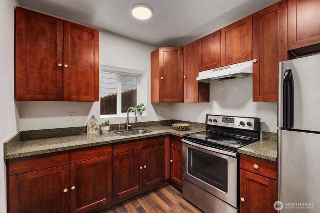 3429 Lincoln Avenue NE, Renton, WA 98056