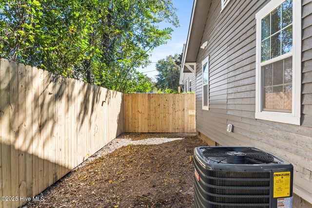 513 S 13th Street, Wilmington, NC 28401