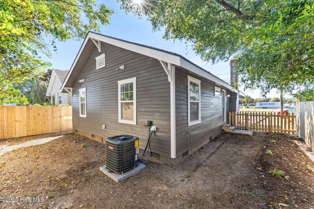 513 S 13th Street, Wilmington, NC 28401