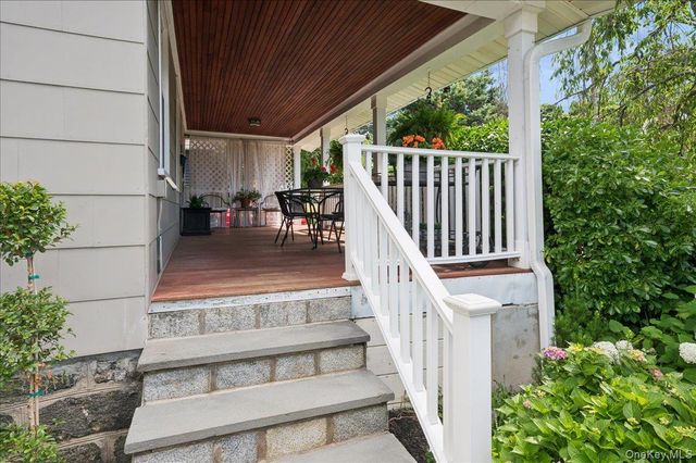 12 Clark Place, Port Chester, NY 10573