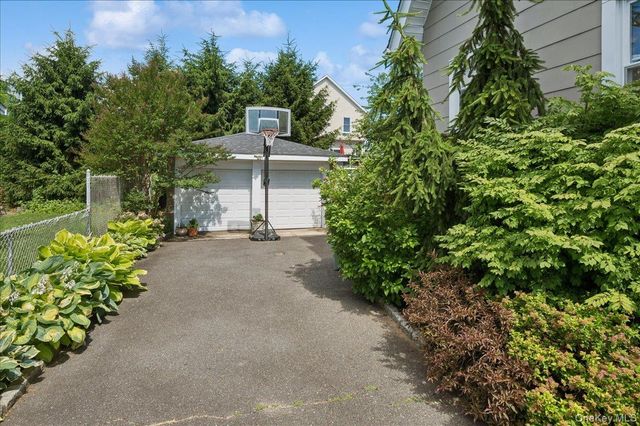 12 Clark Place, Port Chester, NY 10573