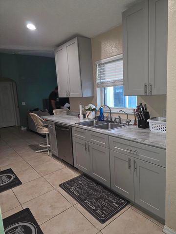 557 SW Baoy Avenue, Port St. Lucie, Port St Lucie, FL 34953