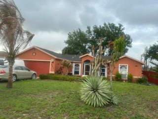 557 SW Baoy Avenue, Port St. Lucie, Port St Lucie, FL 34953