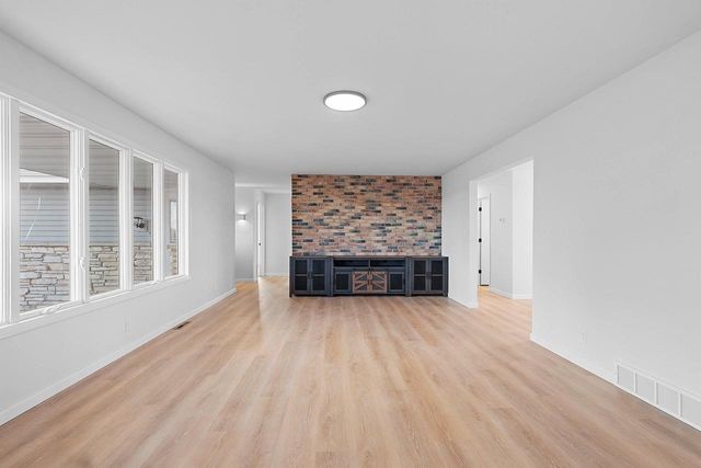 W602 CTY RD E, Green Valley, WI 54127