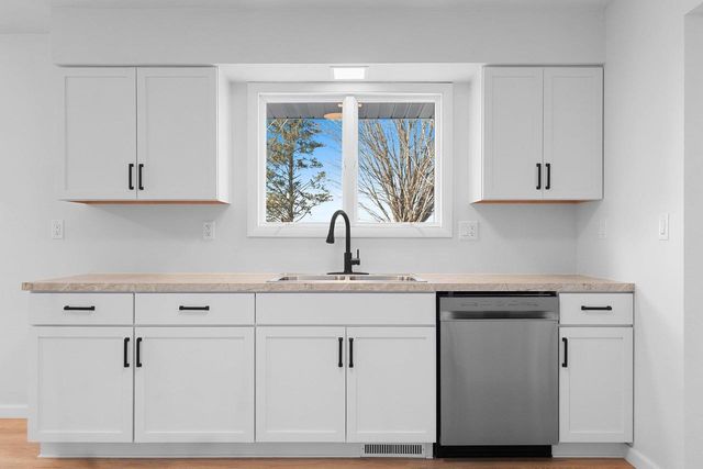 W602 CTY RD E, Green Valley, WI 54127