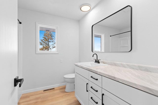 W602 CTY RD E, Green Valley, WI 54127