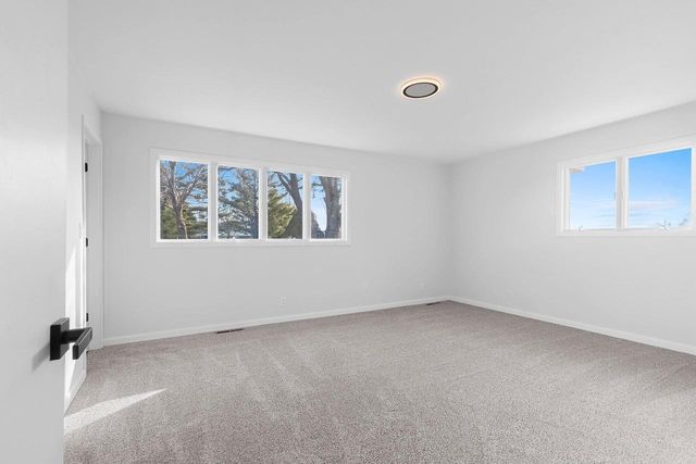 W602 CTY RD E, Green Valley, WI 54127