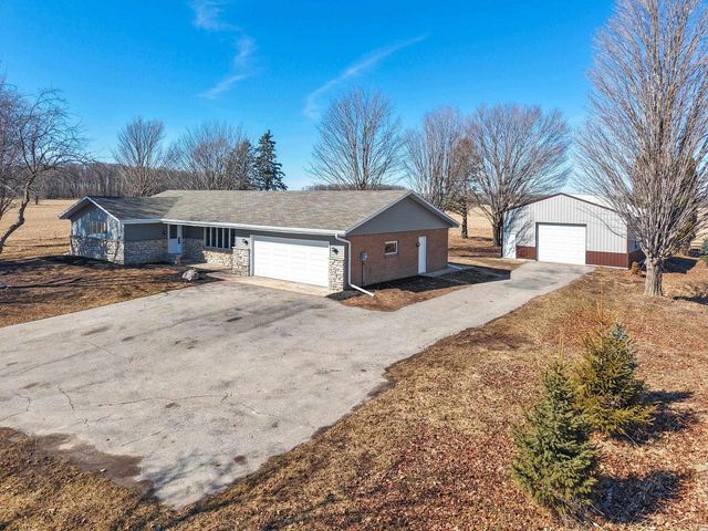W602 CTY RD E, Green Valley, WI 54127
