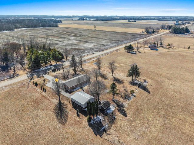 W602 CTY RD E, Green Valley, WI 54127