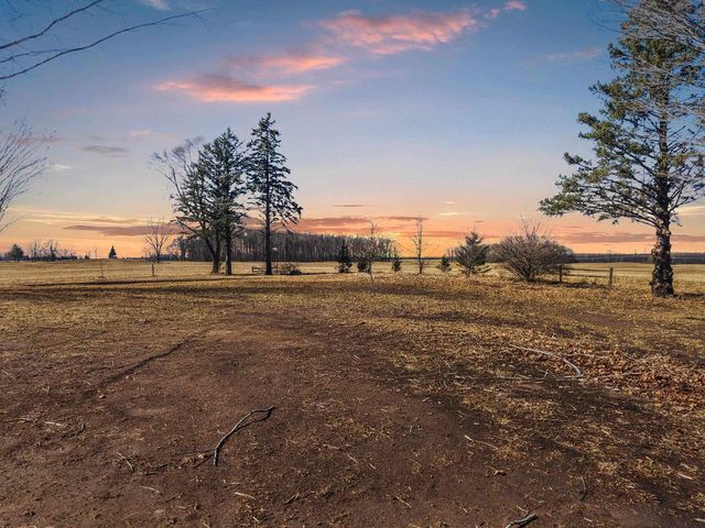 W602 CTY RD E, Green Valley, WI 54127