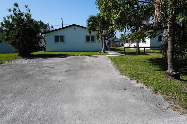 25420 SW 107th Ct 25420, Homestead, FL 33032